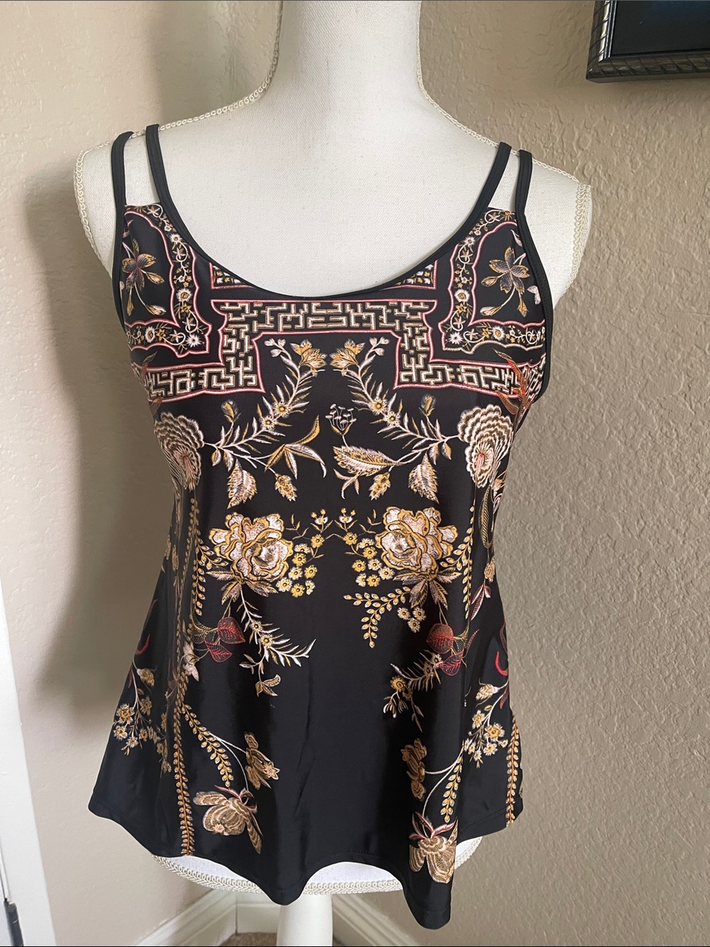 Floral Embroidered Black Sleeveless Tank Top